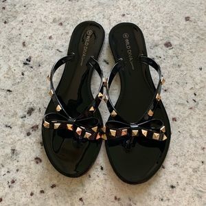 Black Sandals